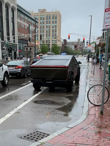 Bike lane report photo